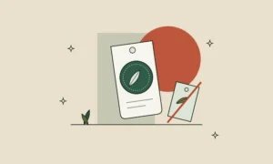 Ilustración de una etiqueta con un sello de hoja junto a otra etiqueta tachada, sobre fondo arena